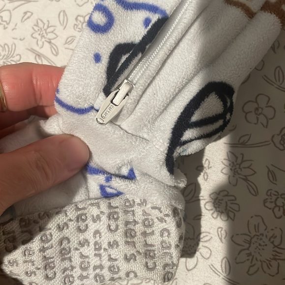 Carters fleece sleeper onesie - Picture 2 of 4